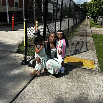 ES20253128 - Surrogate