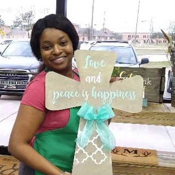 ES20232438 - Surrogate