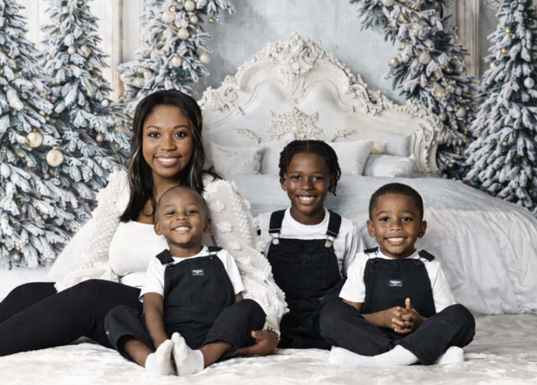 ES20263517 - Surrogate