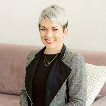 Dr. Holly Mehr