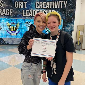 ES20242792 - Surrogate