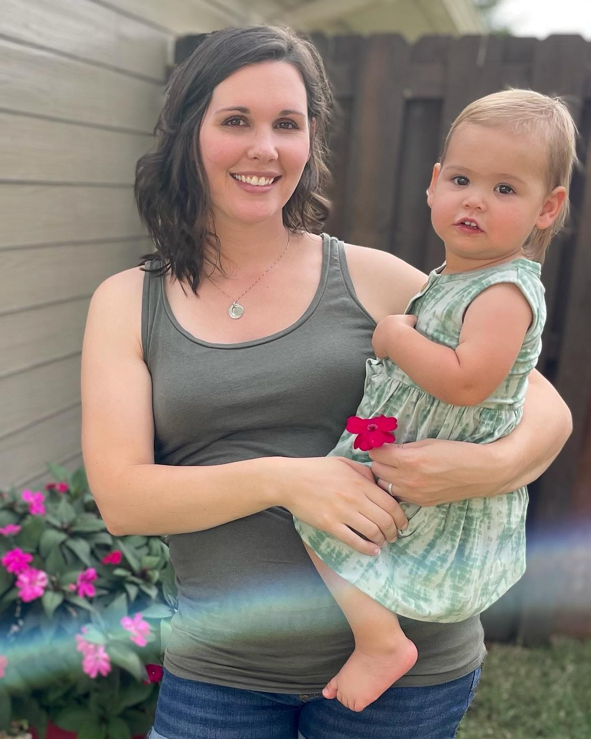 ES20242969 - Surrogate